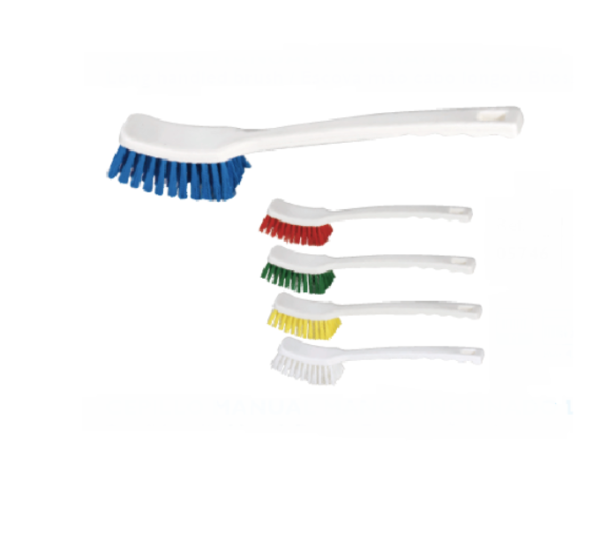 BROSSE AVEC MANCHE